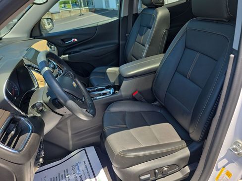 Used 2024 Chevrolet Equinox Premier AWD/4WD image 13