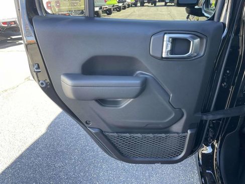 New 2026 Jeep Wrangler Unlimited Sport AWD/4WD image 20