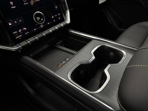 New 2026 GMC Acadia Elevation w/ Elevation Premium Package image 29