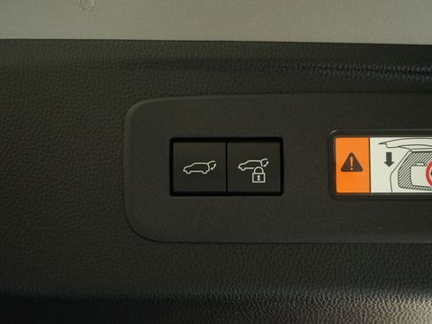 Used 2026 Lexus GX 550 w/ Accessory Package (ZB) image 24