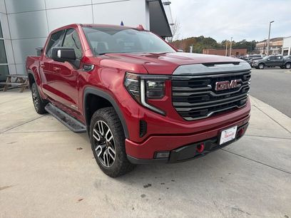 Used 2022 GMC Sierra 1500 AT4 w/ AT4 Premium Package