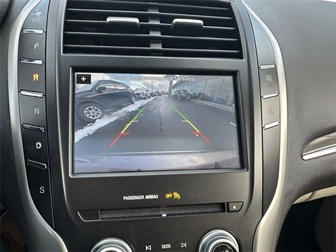 Used 2018 Lincoln MKC Reserve image 29