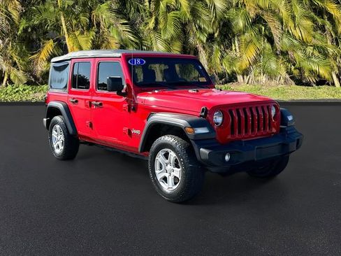 Used 2018 Jeep Wrangler Unlimited Sport S AWD/4WD image 2