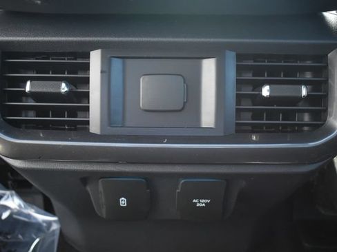 Used 2023 Ford F150 Lariat AWD/4WD image 44