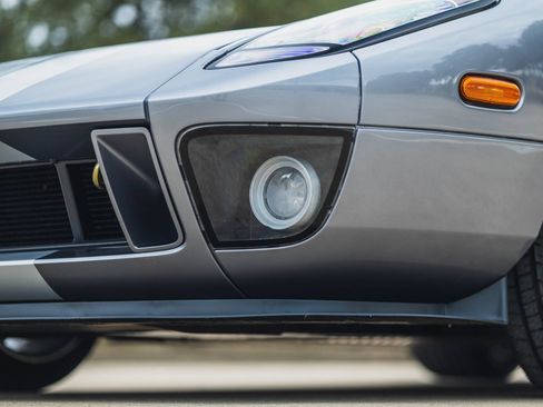 Used 2006 Ford GT RWD image 27