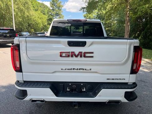 Used 2022 GMC Sierra 1500 Denali AWD/4WD image 8