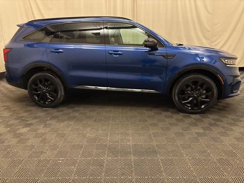 Certified 2023 Kia Sorento SX image 4