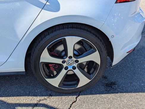 Used 2016 Volkswagen GTI Autobahn w/ Driver Assistance Package image 27