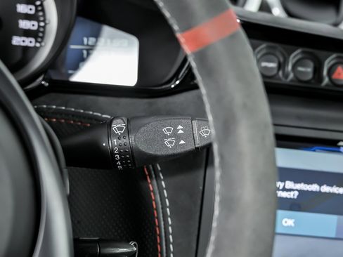 Used 2021 Lotus Evora image 28