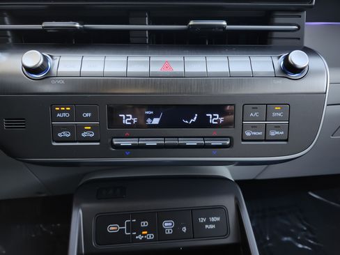 New 2026 Hyundai Kona SEL Premium AWD/4WD image 8