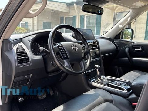 Used 2024 Nissan Armada SV AWD/4WD image 25