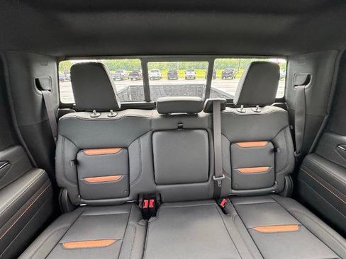 New 2025 GMC Sierra 2500 AT4 w/ AT4 Premium Plus Package image 43
