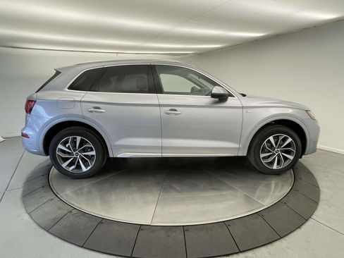 Certified 2022 Audi Q5 2.0T Premium Plus w/ Premium Plus Package image 8