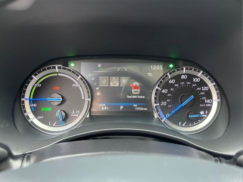 Used 2022 Toyota Highlander XLE image 28