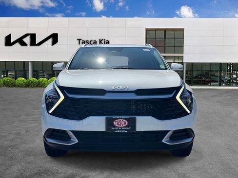 Used 2023 Kia Sportage EX AWD/4WD image 2