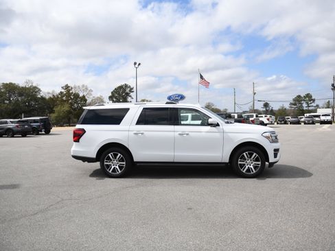 Used 2024 Ford Expedition Max Limited image 2