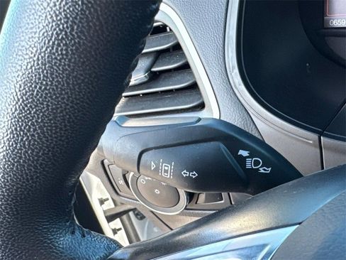 Used 2024 Ford Edge SEL image 22