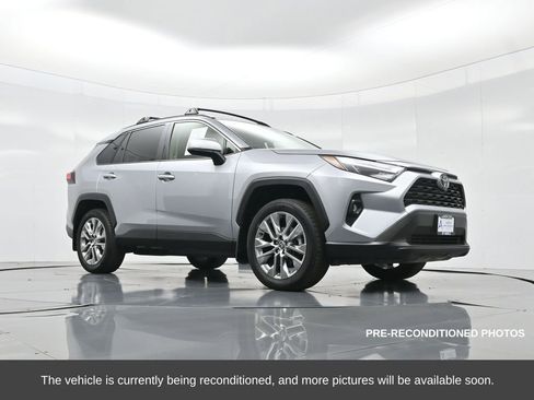 Used 2023 Toyota RAV4 XLE Premium image 49