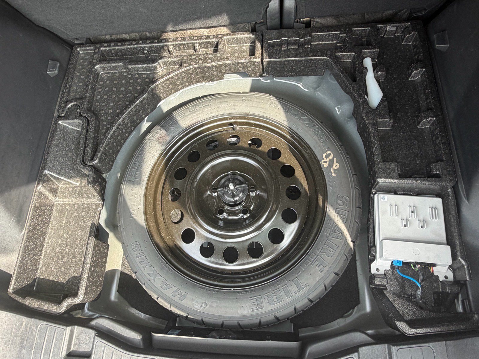 Used 2024 Ford Escape Active w/ Tech Pack #2 FWD image 48