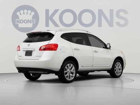 Used 2013 Nissan Rogue SV w/ Premium Pkg AWD/4WD image 4