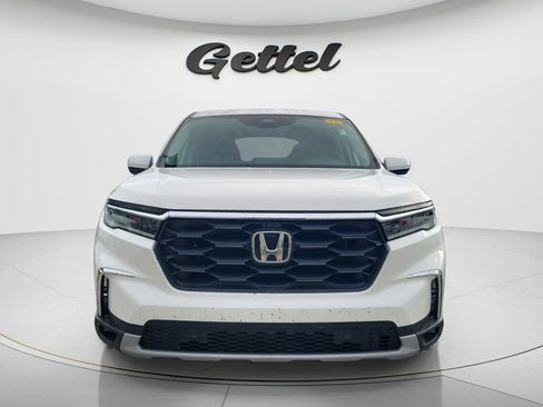 Used 2025 Honda Pilot EX-L image 3