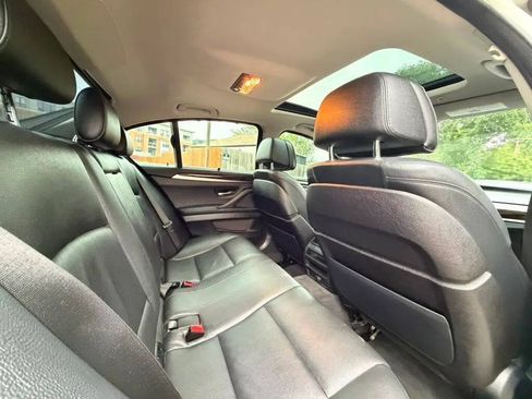 Used 2015 BMW 550i xDrive Sedan AWD/4WD image 9
