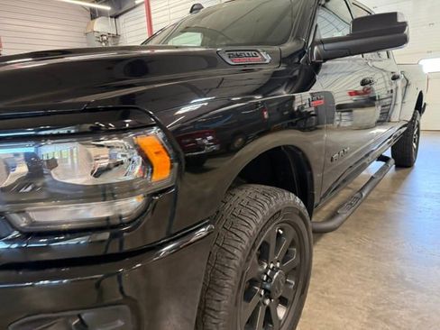 Used 2022 RAM 2500 Big Horn w/ Level C Equiment Group AWD/4WD image 44