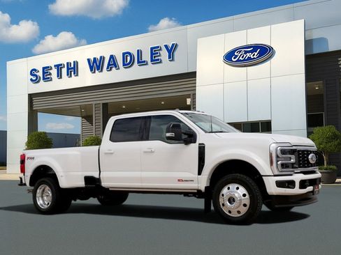 Certified 2026 Ford F450 Platinum w/ FX4 Off-Road Package AWD/4WD image 1