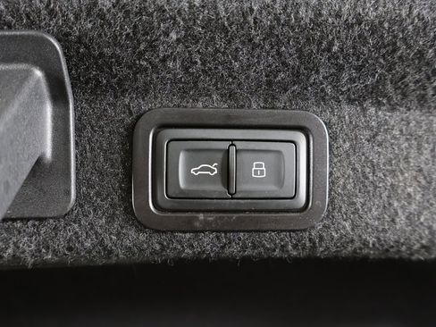 Used 2023 Audi A6 3.0T Prestige w/ Prestige Package image 23