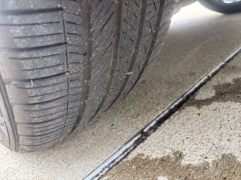 Used 2025 Ford Mustang GT Premium RWD image 17