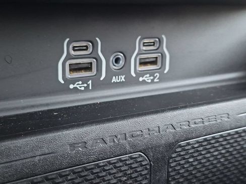 Used 2025 RAM 1500 Big Horn AWD/4WD image 31