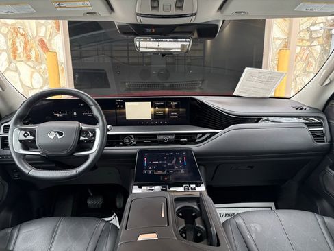 Used 2025 INFINITI QX80 Sensory image 29