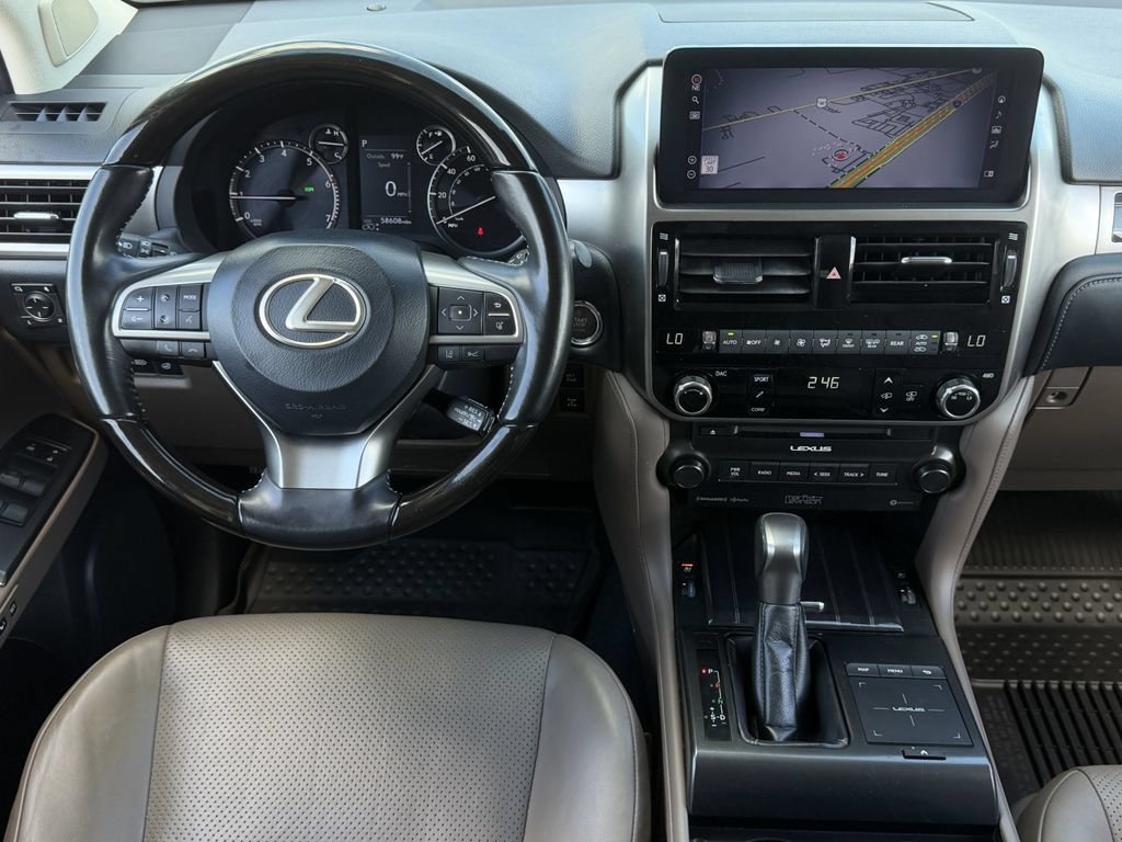 Used 2023 Lexus GX 460 Luxury w/ Accessory Package AWD/4WD image 11