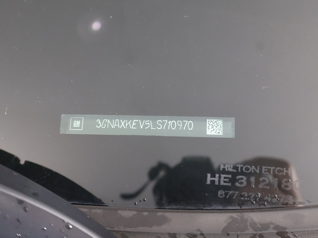 Used 2020 Chevrolet Equinox LT w/ LPO, Cargo Package FWD image 43