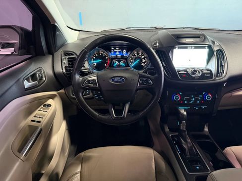 Used 2017 Ford Escape Titanium FWD image 11