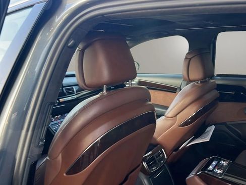 Used 2015 Audi A8 L TDI image 30