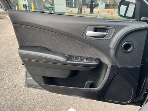 Used 2023 Dodge Charger SXT w/ Blacktop Package image 16