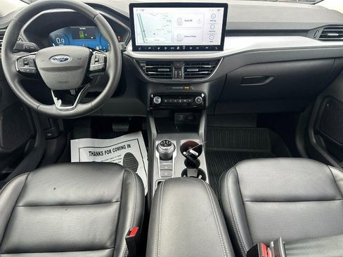 Used 2023 Ford Escape Platinum image 13