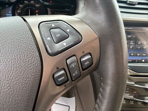 Used 2012 Lincoln MKX AWD w/ Wood Pkg image 19