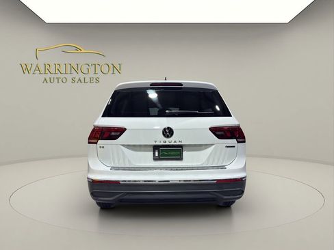 Used 2022 Volkswagen Tiguan SE image 6