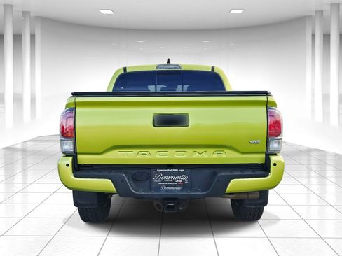 Used 2023 Toyota Tacoma TRD Off-Road w/ TRD Premium Off Road Package image 4