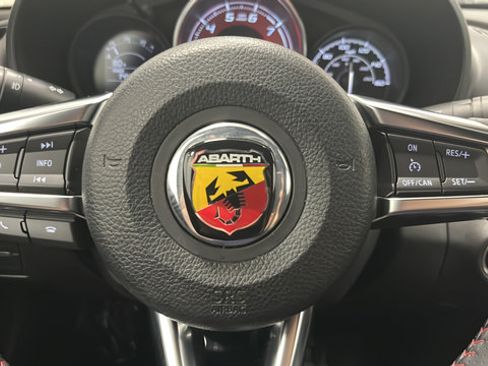 Used 2017 FIAT 124 Spider Abarth RWD image 24