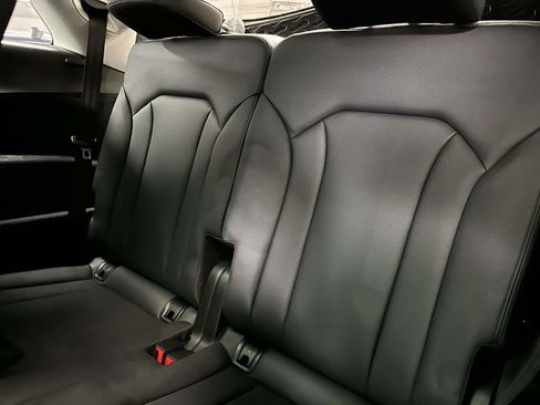 Used 2023 Audi Q7 3.0T Premium Plus image 18