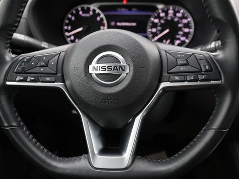 Used 2022 Nissan Sentra SV w/ Trunk Package image 18