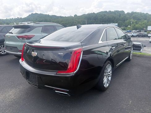 Used 2019 Cadillac XTS Luxury FWD image 4