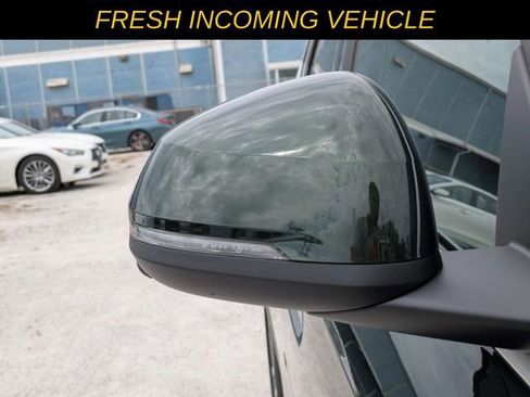 Used 2025 BMW X1 xDrive28i image 10