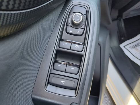 Used 2023 Subaru Crosstrek 2.0i Premium image 16