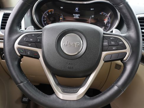 Used 2014 Jeep Grand Cherokee Limited image 25