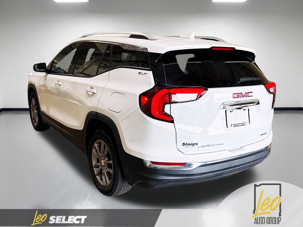 Used 2024 GMC Terrain SLT w/ LPO, Floor Liner Package AWD/4WD image 10