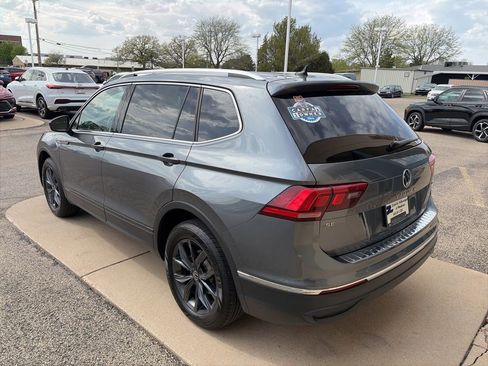 Used 2023 Volkswagen Tiguan SE AWD/4WD image 8
